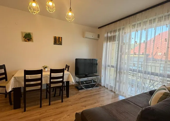 Bratanov Siana 5 Apartment *